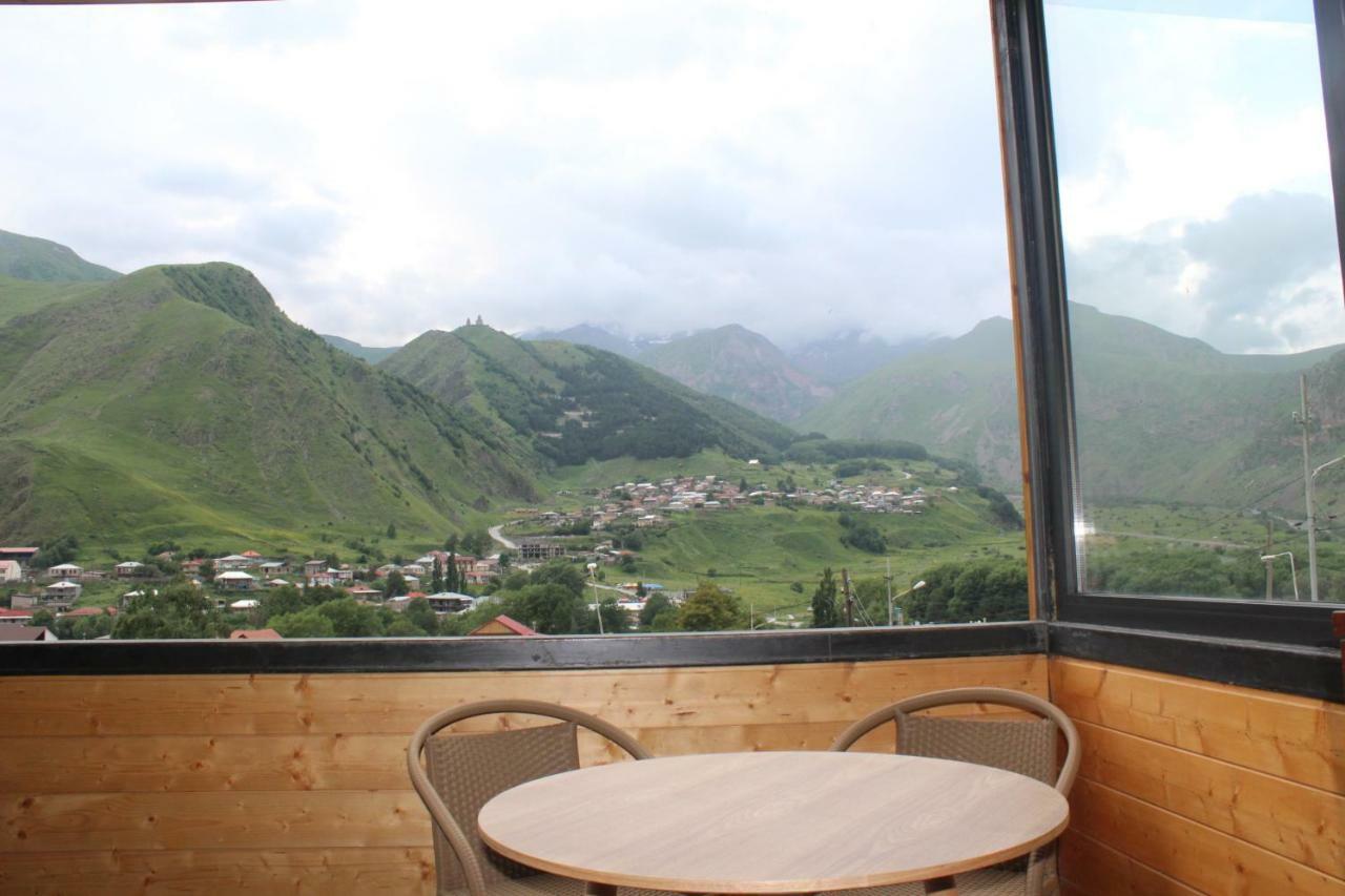 Rustaveli St11 Hotel Kazbegi Ngoại thất bức ảnh