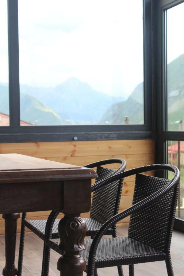 Rustaveli St11 Hotel Kazbegi Ngoại thất bức ảnh