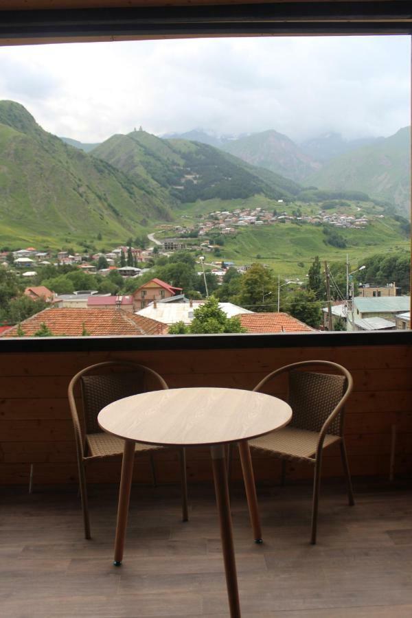 Rustaveli St11 Hotel Kazbegi Ngoại thất bức ảnh